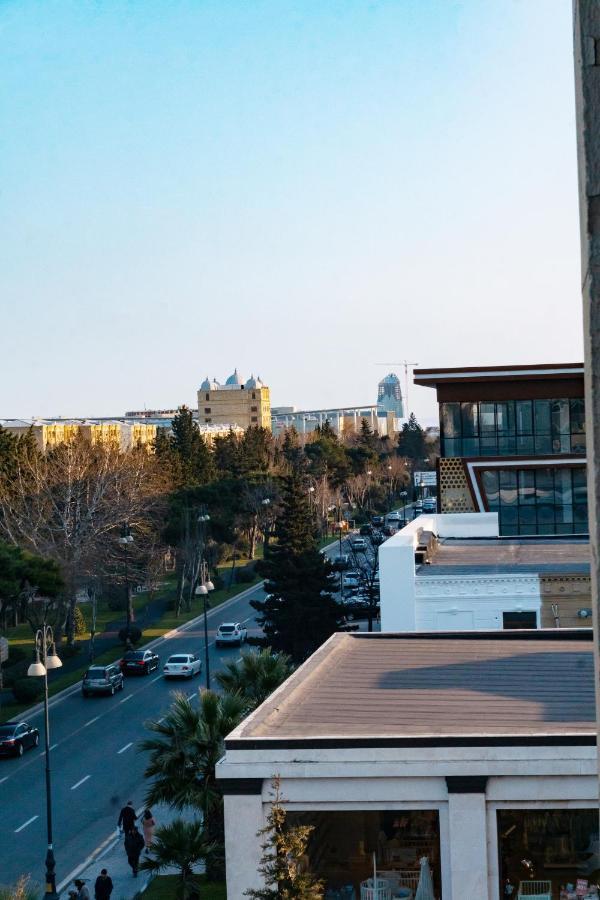 White Horse Hotel Баку Екстер'єр фото