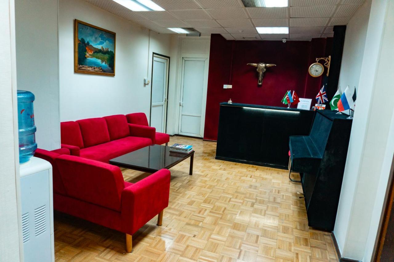 White Horse Hotel Баку Екстер'єр фото