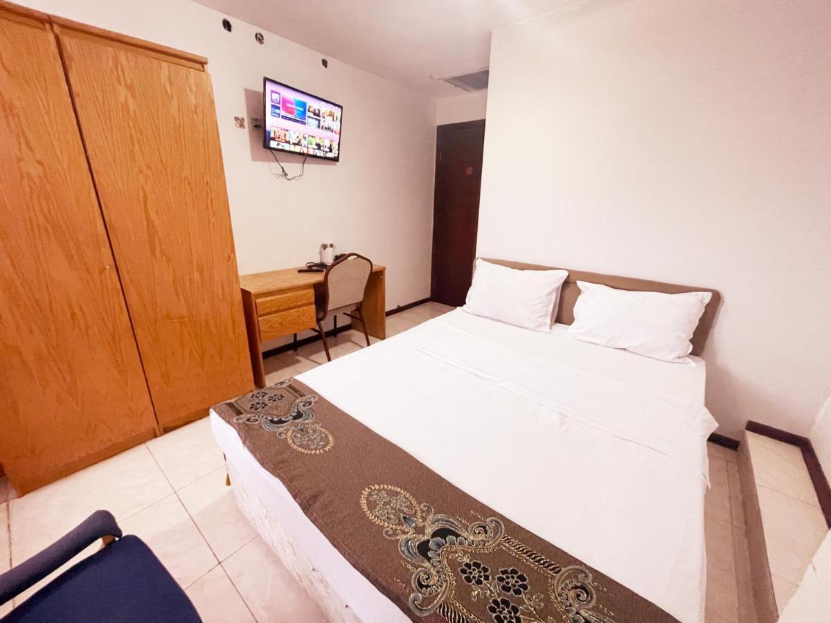 White Horse Hotel Баку Екстер'єр фото