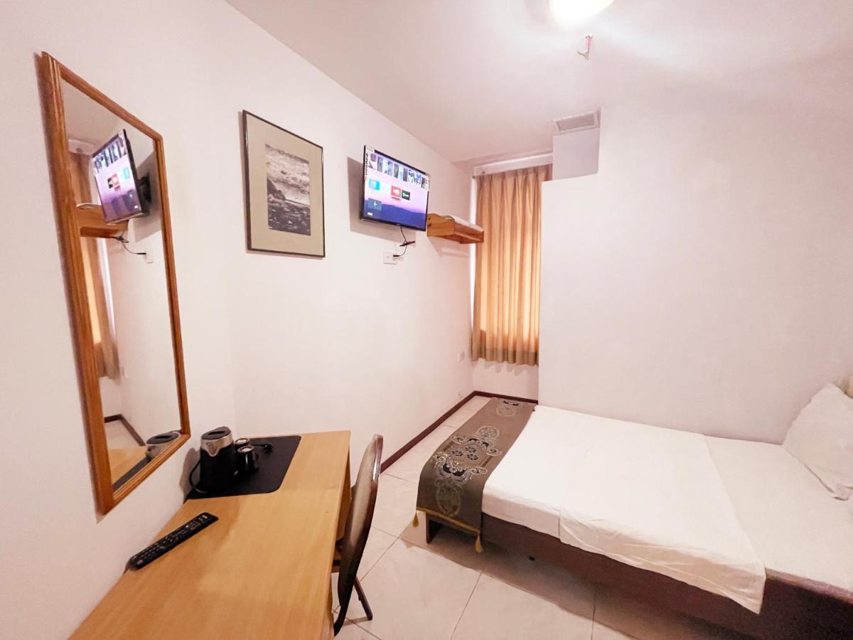 White Horse Hotel Баку Екстер'єр фото